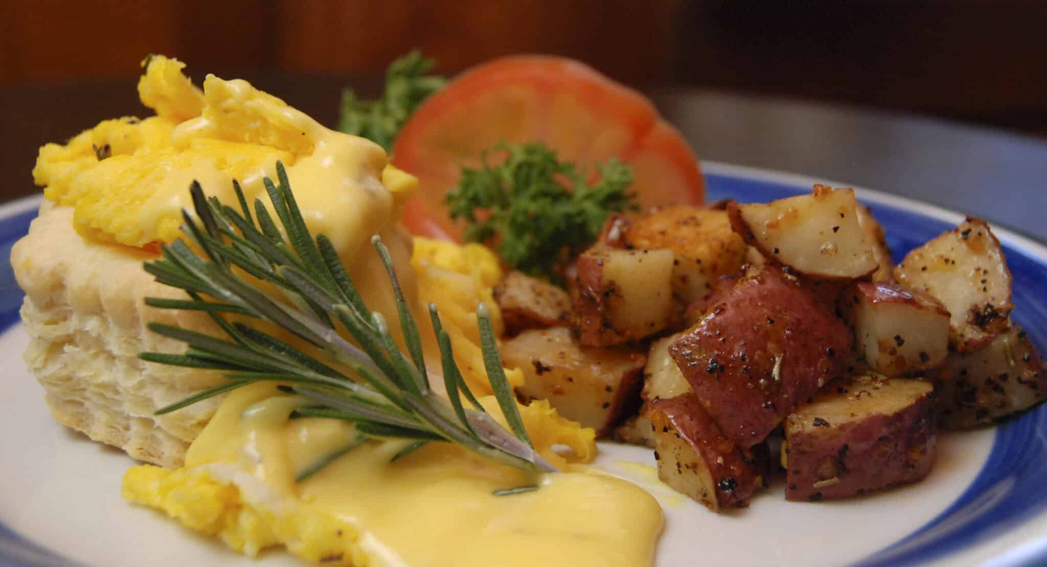 Scrambled Eggs Benedict in Puff Pastry Shells | Rocky Mountain Lodge